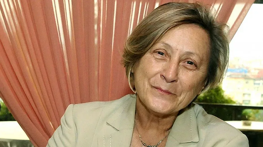 По лекарска препоръка Нешка Робева напуска художествената гимнастика