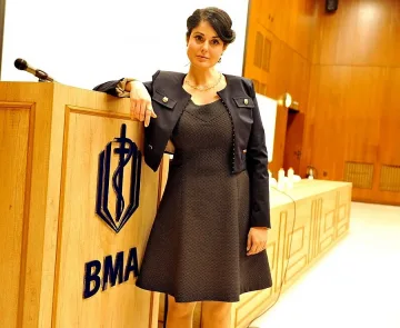 От Шопен, през Хипократ, до „С нами Бог"