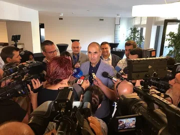 Цветанов: Президентът обслужва изцяло интересите на БСП