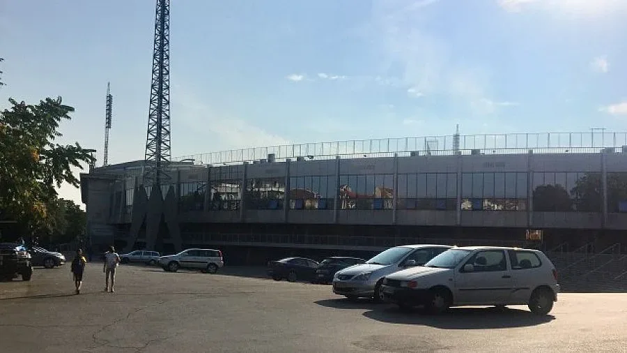 От днес паркирането пред стадион „Васил Левски” в София е платено