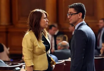 Воля подкрепя решението на министрите да поемат отговорност с оставки