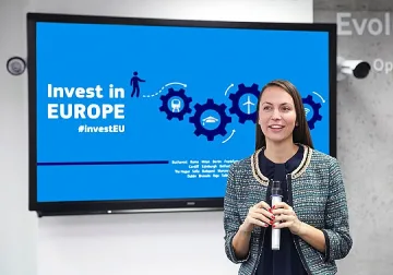 Евродепутатът Ева Майдел: Таксите за парични преводи в евро в България са най-високи