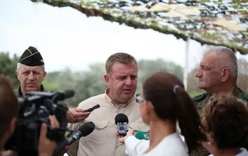 Каракачанов: В условия на финансов недоимък хората от ВВС дават всичко от себе си