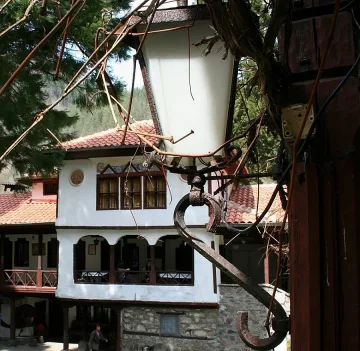 АД В ИСКЪРСКОТО ДЕФИЛЕ: В Седемте престола ще отслужват панихида за загиналите