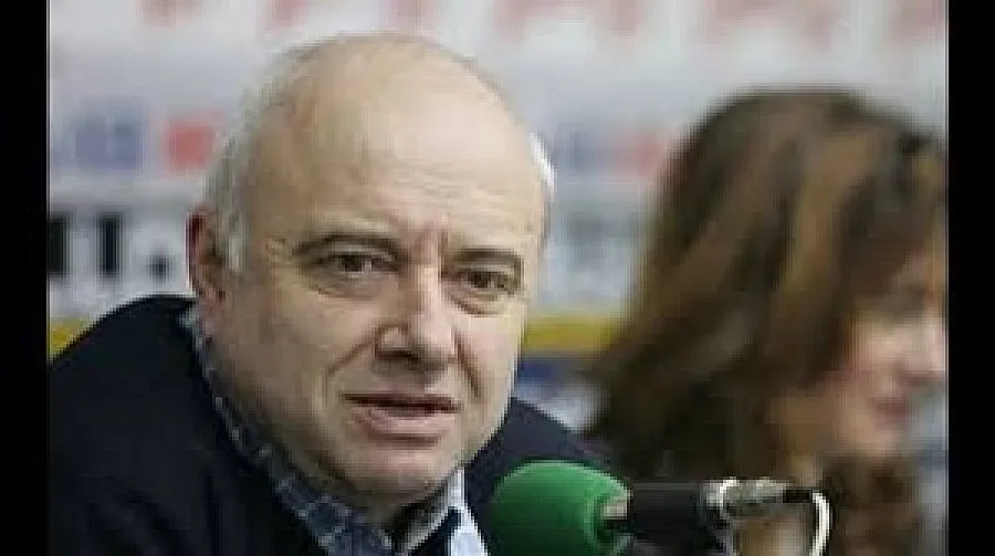 Бурите при съседите крепят властта