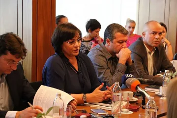 Нинова недоволна от новоизбрания шеф на Агенцията по вписванията