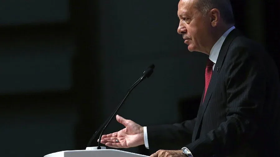 Партията на Ердоган стартира работа за местните избори догодина