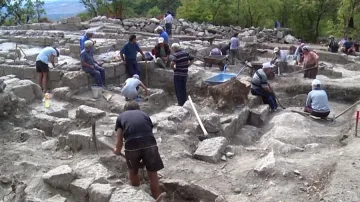 Археологът Николай Овчаров обяви нови разкрития на Перперикон