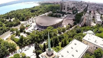 Пет варненски лъча за Чудесата