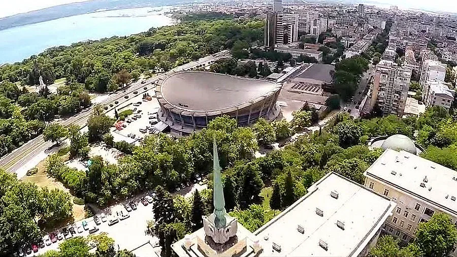 Пет варненски лъча за Чудесата