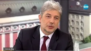 Нено Димов за тоновете мазут в морето: Ситуацията е овладяна