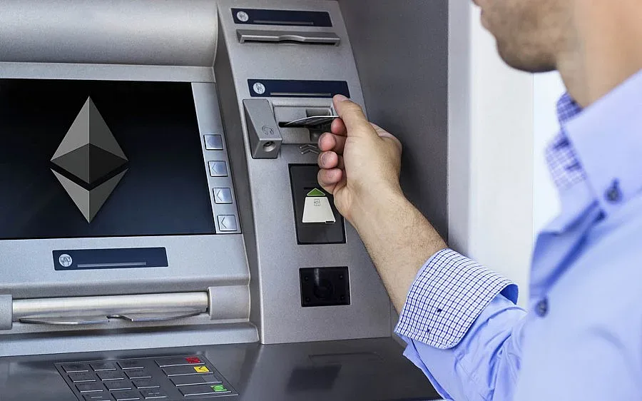 66% от българите са спокойни когато плащат с карта в чужбина