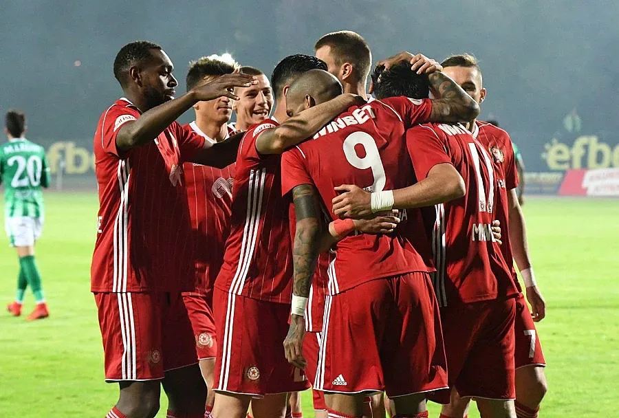 ЦСКА победи Славия с 2:1