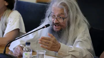 Омбудсманът предлага независима проверка на автомобилната администрация