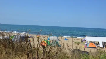 Тела на две деца са намерени на брега на морето край Дуранкулак