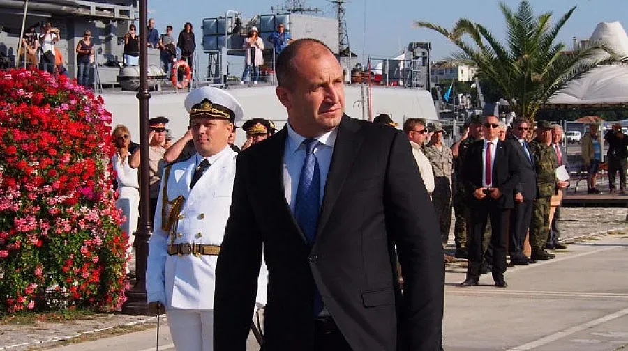 Румен Радев: Властта действа мудно по модернизацията на флота и армията