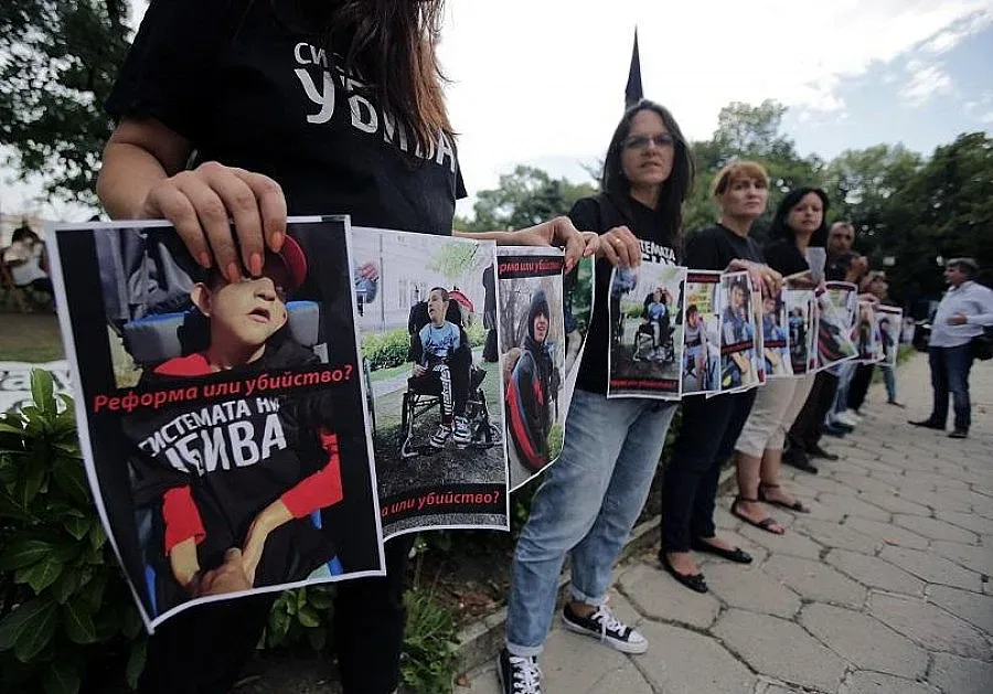 Постигнато е съгласие по новото законодателство за хората с увреждания