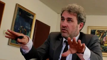 Боил Банов за "Стандарт": Имате двоен празник – 26 + 8 години „Чудесата на България“   