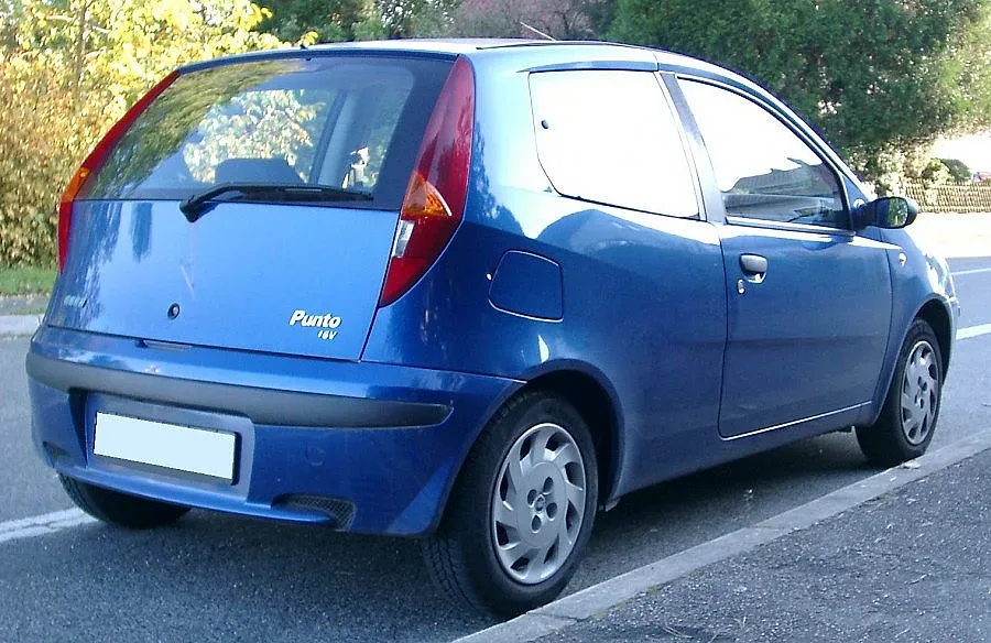 Fiat сложи край на Punto