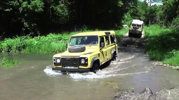 След проверка: Свалиха номерата на джипове за сафари по Черноморието