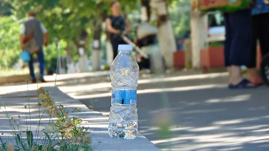 В София раздават минерална вода заради горещините