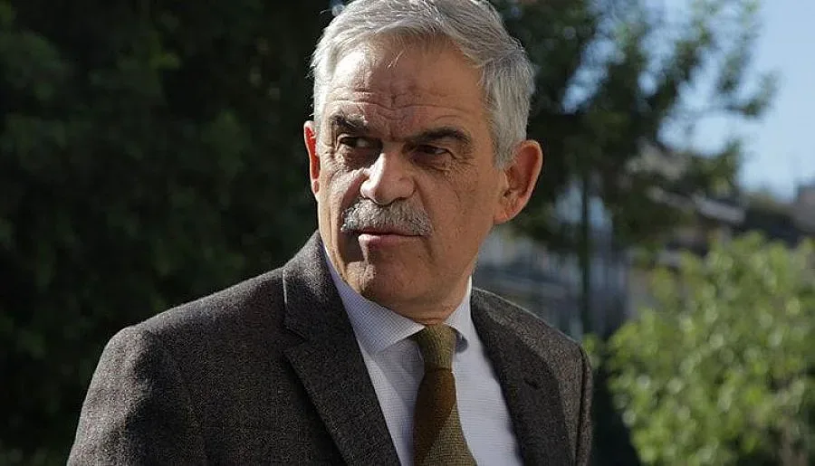 Министърът на гражданската защита на Гърция подаде оставка заради пожарите в Атика