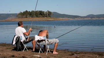 Правят изненадващи проверки на места за риболов в цяла България 