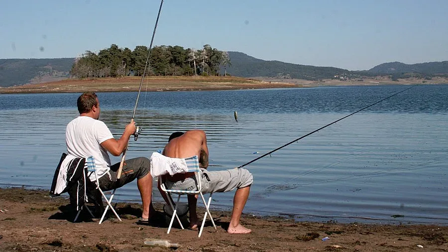 Правят изненадващи проверки на места за риболов в цяла България
