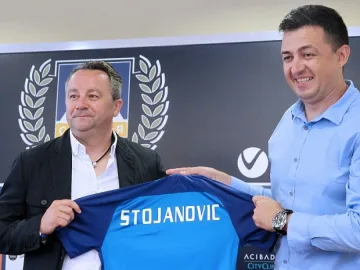 Стоянович обеща ред, дисциплина и трофеи в "Левски"