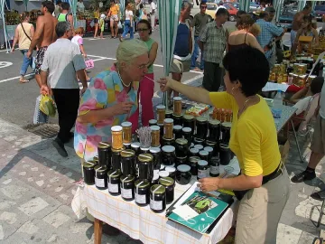 Откриват фестивал на мановия мед