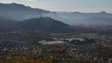 Слънчево до обяд, след това - малко дъжд и гръмотевици