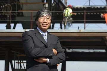 Милиардер купи вестник, за да бори фалшивите новини