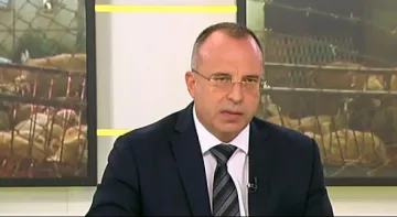 Порожанов: Намаляваме популацията на дивата свиня