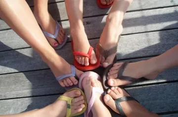 В Гърция глобяват с 50 евро за шофиране с джапанки