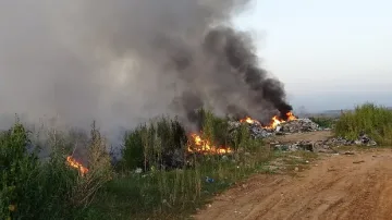 Гори сметището на Кочериново