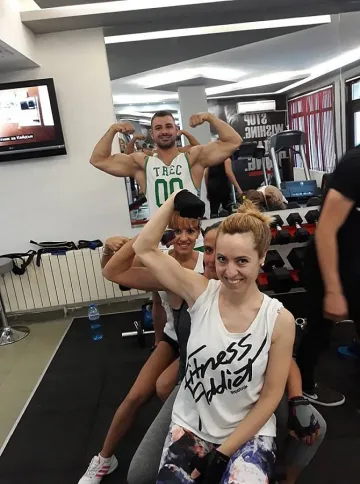 Книга на фитнес инструктор за отслабване и здраве стана бестселър