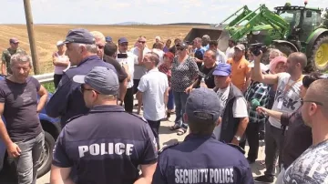 Изплащат обезщетенията за евтаназираните животни