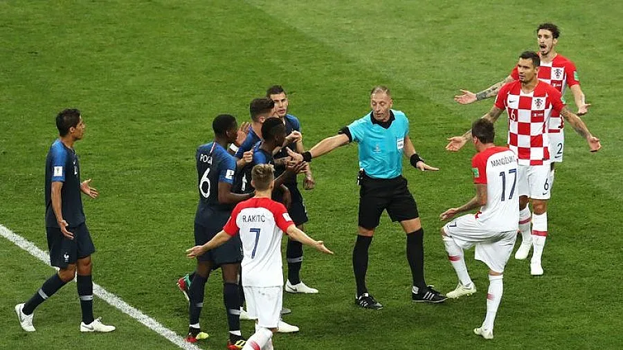 Дузпа реши развитието на финалния мач на Мондиал 2018