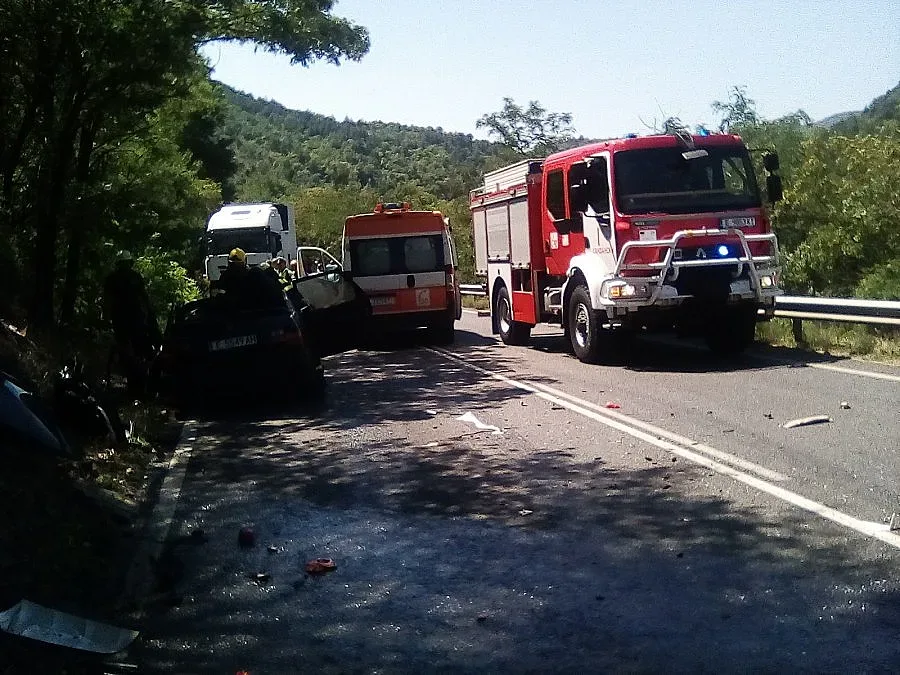 Катастрофа блокира пътя за Гърция