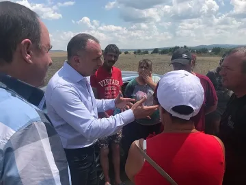 След среща с животновъдите, ще дават най-малко по 190 лв. за умъртвено животно