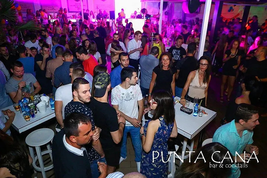 Валери Симеонов провери за шум и заведения във Варна, ще има глобени