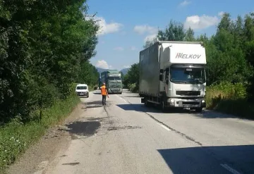 Ремонтират пътя между София и Ботевград. Шофьорите да внимават!