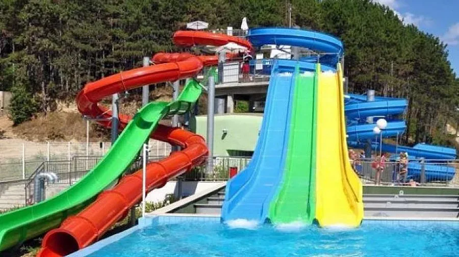 Пострадалото момиче в аквапарк вече е в стабилно състояние