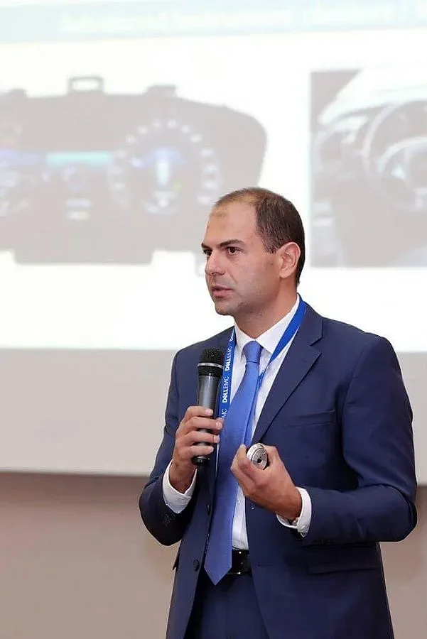 У нас вече се правят части за цял автомобил