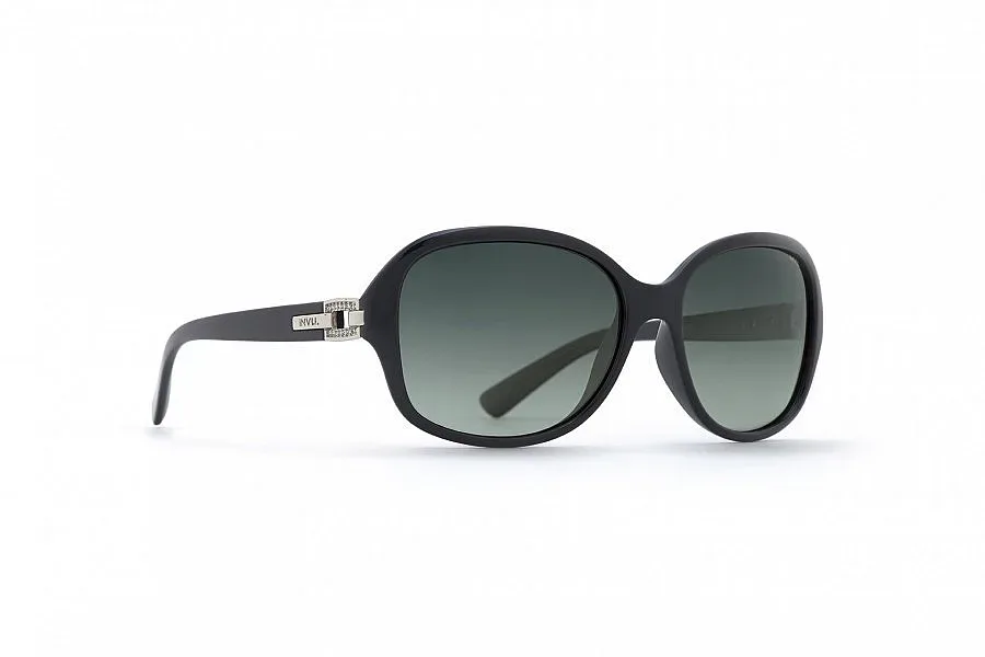 За слънчевите очила размерът е от значение