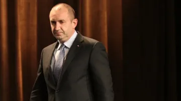 Радев в Турция: Градим уважение с всички съседи