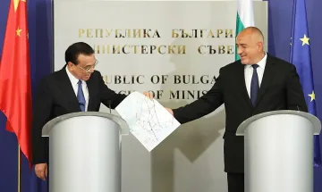 Да кацнеш на рамото на Дракона