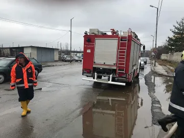 Пожарната и полицията готови да помагат при наводнения