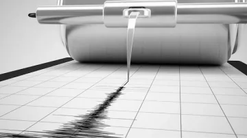 Земетресения люшнаха Албания и Черна гора