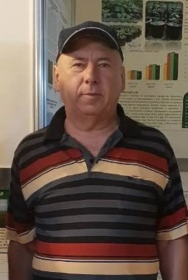 ОБЗОР. Близките на убития доцент: Омаскариха го !